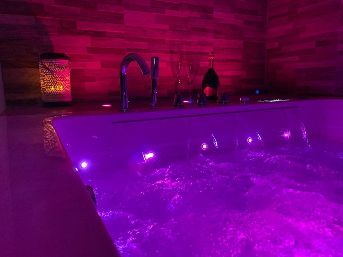 Appartement Cosy Jacuzzy Luxe Gare De Toulon Ngoại thất bức ảnh