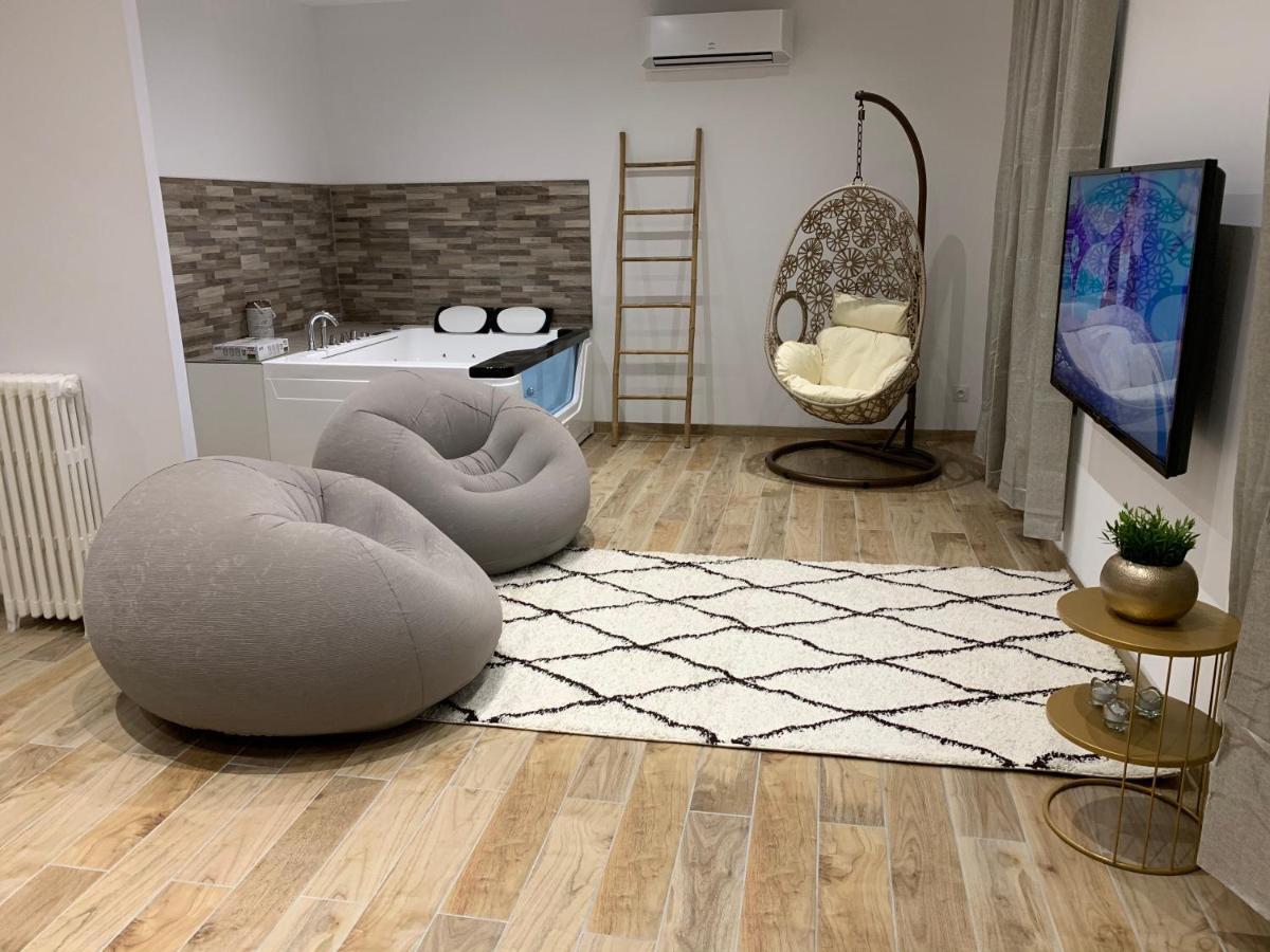 Appartement Cosy Jacuzzy Luxe Gare De Toulon Ngoại thất bức ảnh