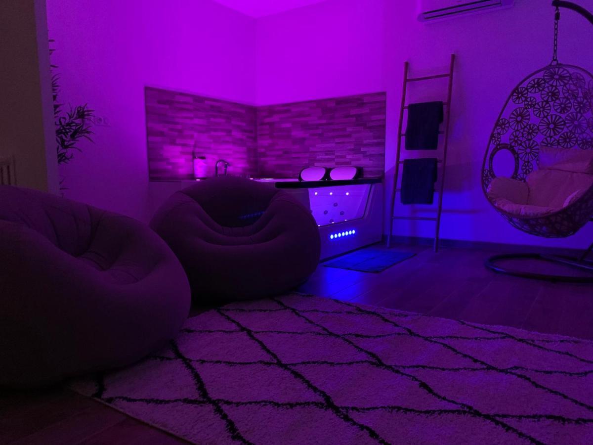 Appartement Cosy Jacuzzy Luxe Gare De Toulon Ngoại thất bức ảnh